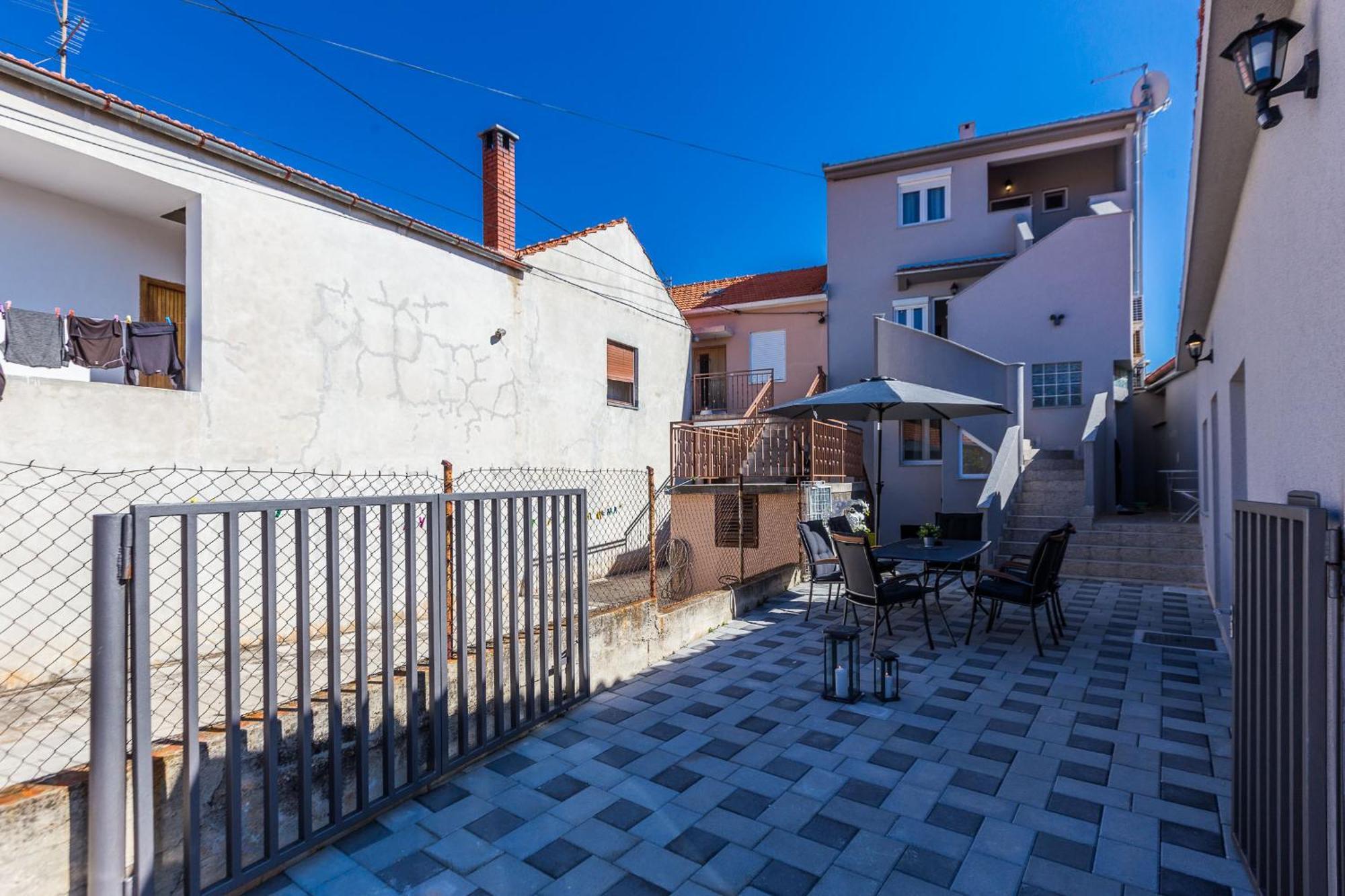 Apartments Mazijini Dvori Zadar Exterior foto